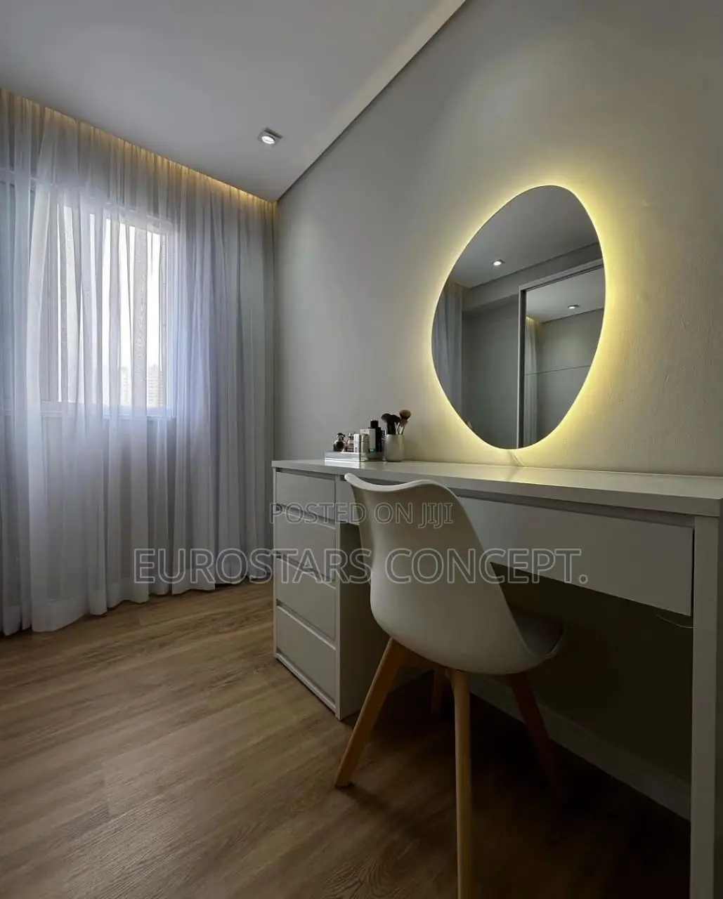 Latest Mirror With LED Lights