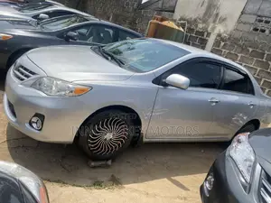 Toyota Corolla 2013 Silver