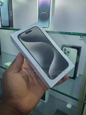 New Apple iPhone 15 Pro 128 GB