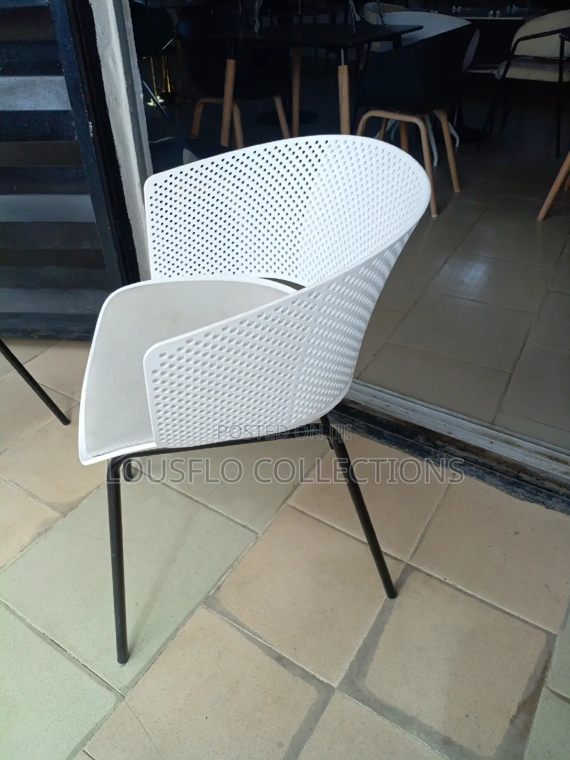Restaurant Chair