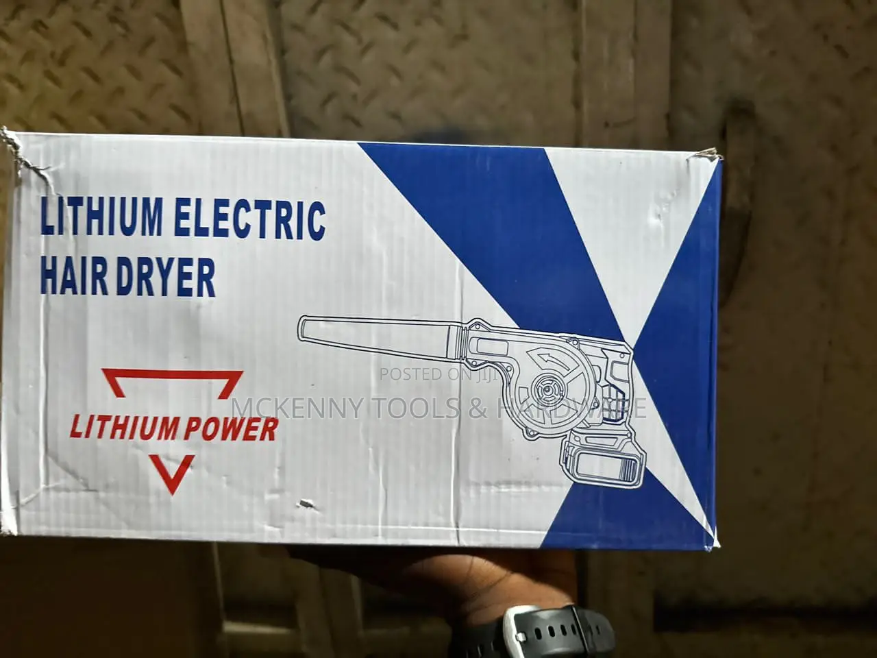 Cordless Blower Machine X Two Big Batteries
