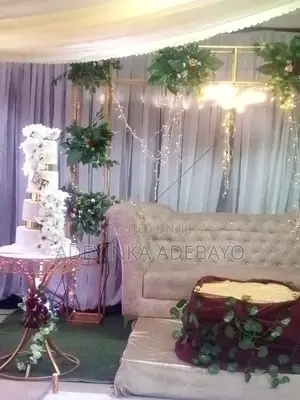 Trendy Wedding Decorations
