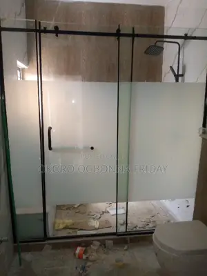Auction Shower Cubicle