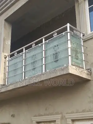  Handrail and 10m Glass