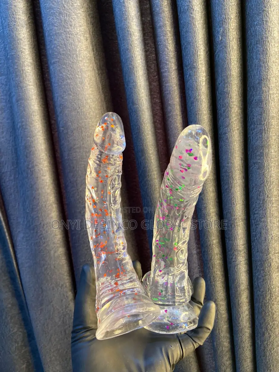 Curved Dildo With Crystal