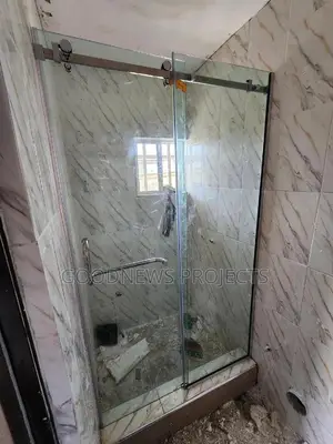 Shower Sliding Glass Cubicle/Bath