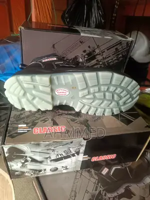 Classic Safety Boot