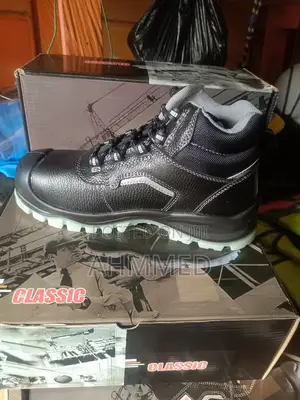 Classic Safety Boot