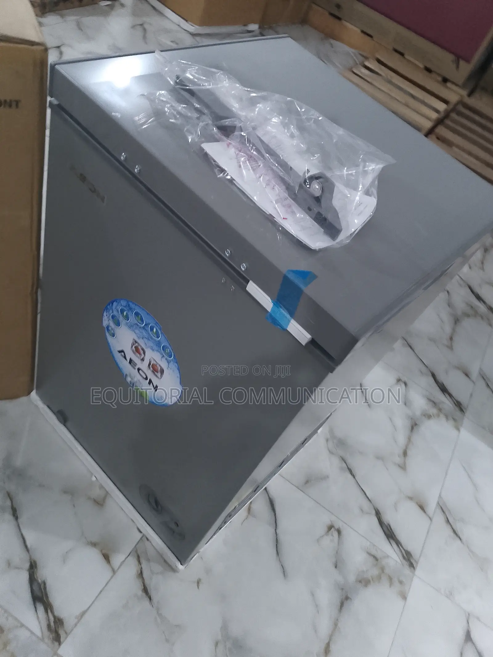 (Quality Aeon 100litrest Chest Freezer
