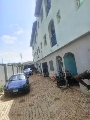 3bdrm Block of Flats in Ipaja for sale