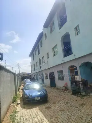 3bdrm Block of Flats in Ipaja for sale