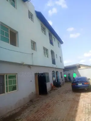 3bdrm Block of Flats in Ipaja for sale