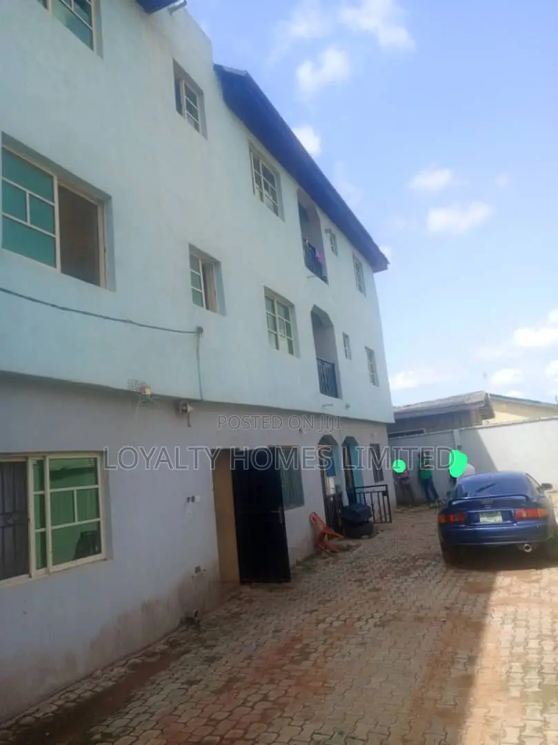 3bdrm Block of Flats in Ipaja for sale
