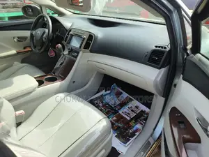Toyota Venza AWD 2011 Blue