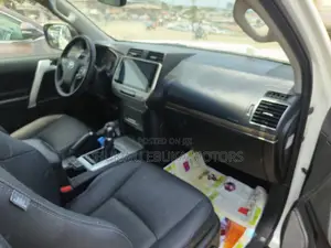 Toyota Land Cruiser Prado 2.8 2021 White