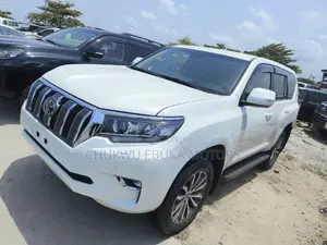 Toyota Land Cruiser Prado 2.8 2021 White