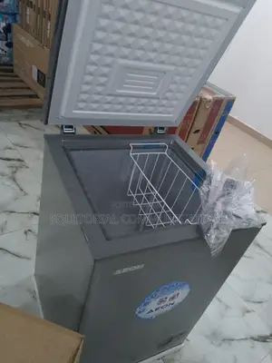 Aeon 100l Chest Freezer With Low Voltage Operation