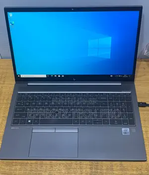 Laptop HP ZBook Firefly G8 16GB Intel Core I7 SSD 512GB