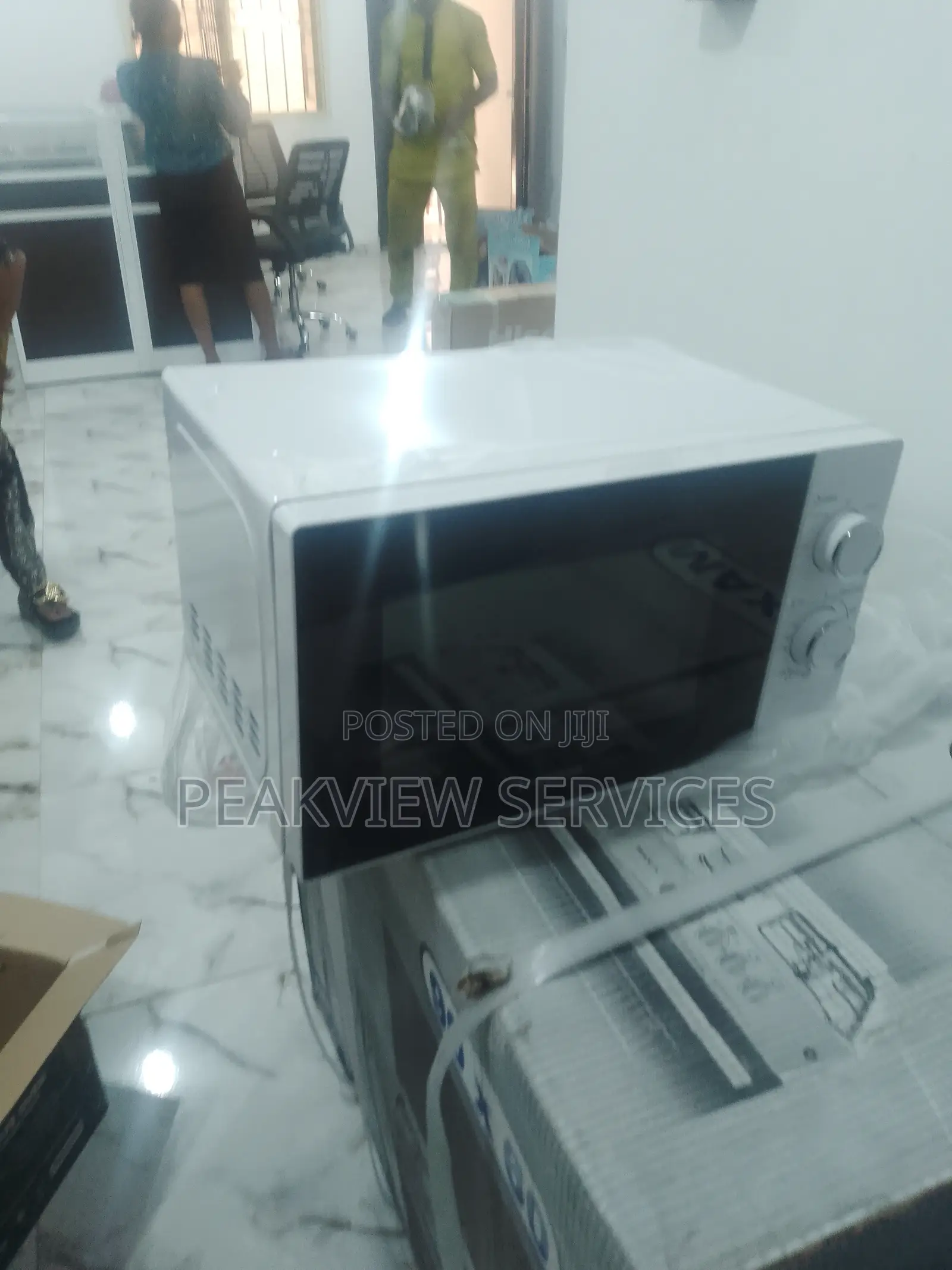 Hisense 20litres Microwave Oven in White