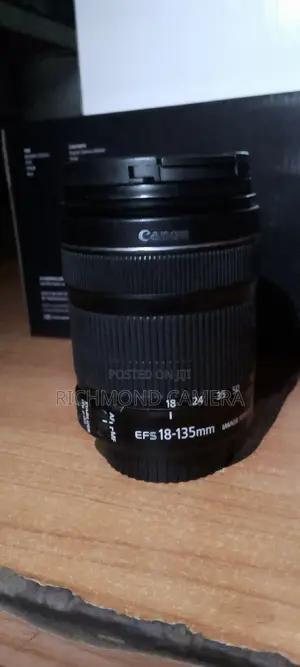Canon EFS 18-135mm STM