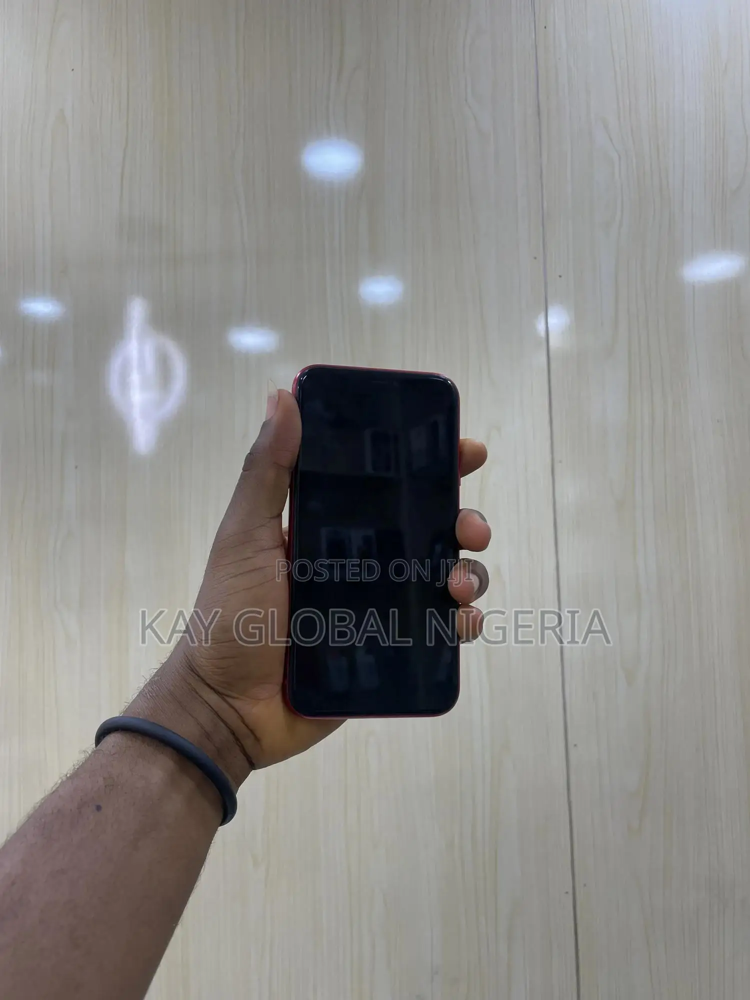 Apple iPhone 11 64 GB Red