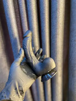Curved Dildo With Balls