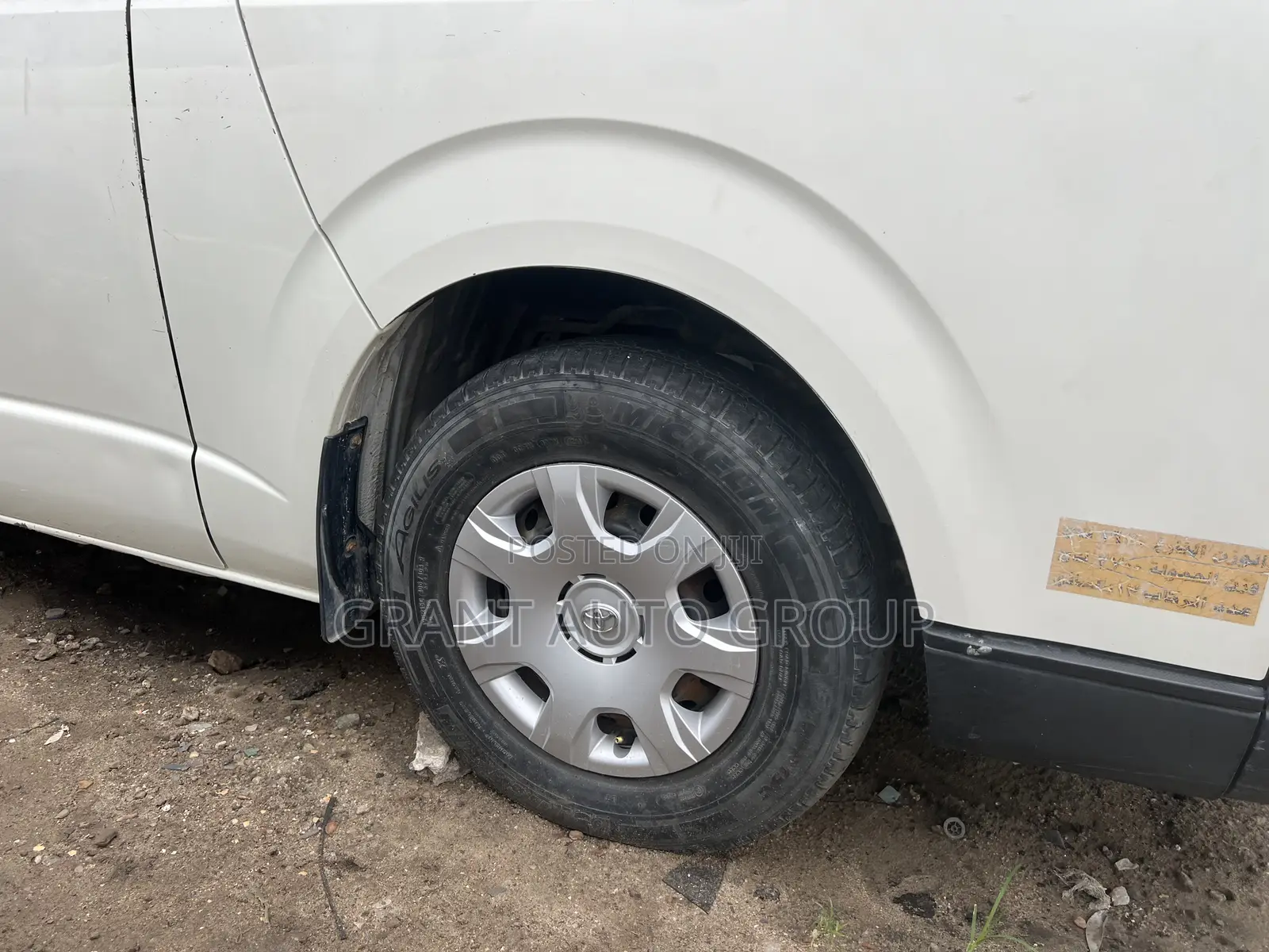 Toyota HiAce 2014