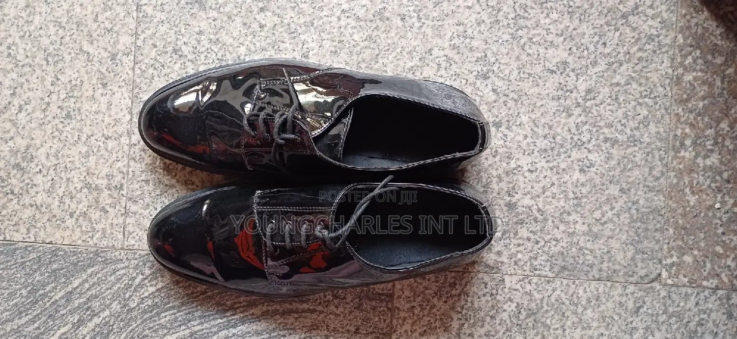 Neavy Shoe