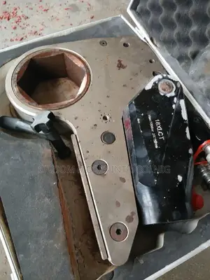 Hydraulic Torque Wrench