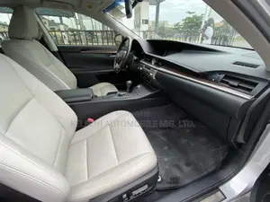 Lexus ES 350 FWD 2013 Silver