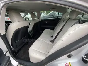 Lexus ES 350 FWD 2013 Silver