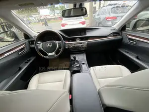 Lexus ES 350 FWD 2013 Silver