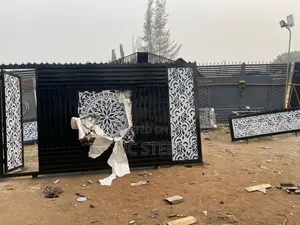 Laserr Gate