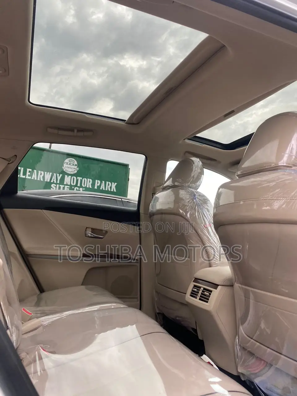 Toyota Venza V6 AWD 2011 White