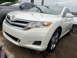 Toyota Venza V6 AWD 2011 White