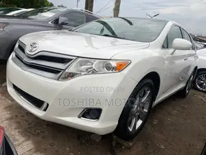 Toyota Venza V6 AWD 2011 White