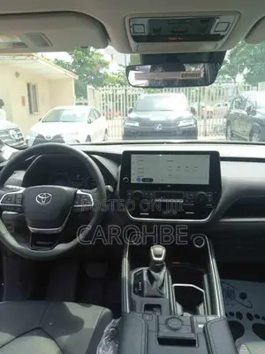 New Toyota Highlander Limited AWD 2024 Blue