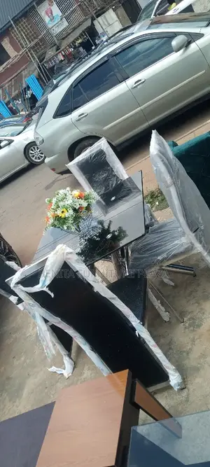 Square Glass Dinning for Sale