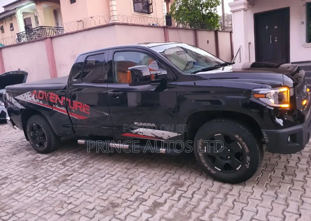 Toyota Tundra 2008 Black