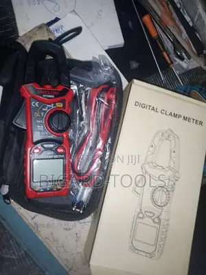 AC/DC Clamp Meters