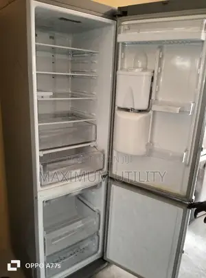 Samsung 318 LTRS Clean UK Used Water Dispaenser Fridge