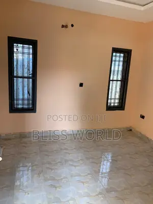 2bdrm Block of Flats in Utako for sale