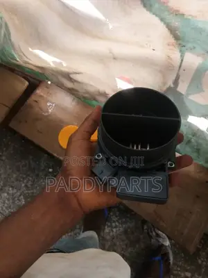Chevrolet Avalanche Air Flow Meter Sensor
