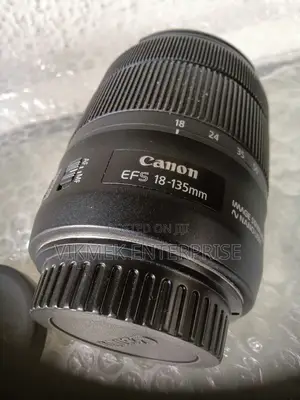 Canon 18-135mm Usm Nano Lens