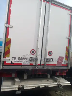 Benz 1324 Container Body Truck.
