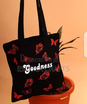 Photo - Plain And Customized Tote Bags
