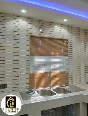 Quality 25mm Vernetian Adjustable Window Blinds.