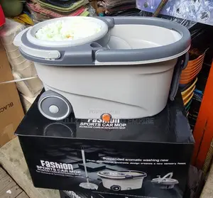 Spin Mob With Bucket and Roller