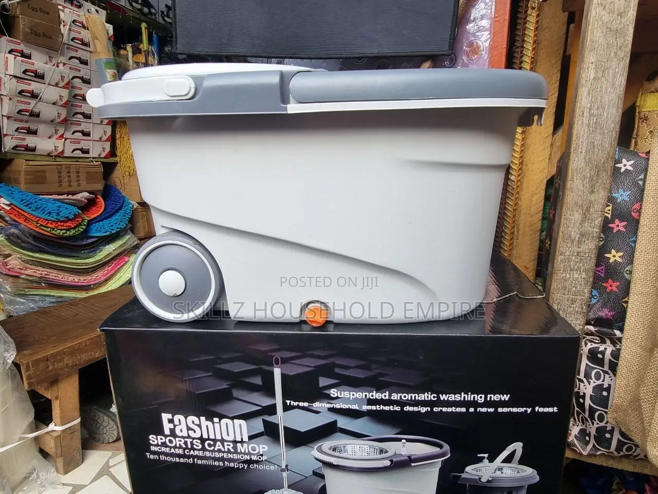 Spin Mob With Bucket and Roller