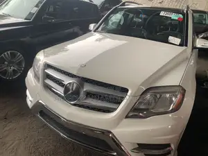 Mercedes-Benz GLK-Class 350 4MATIC 2013 White